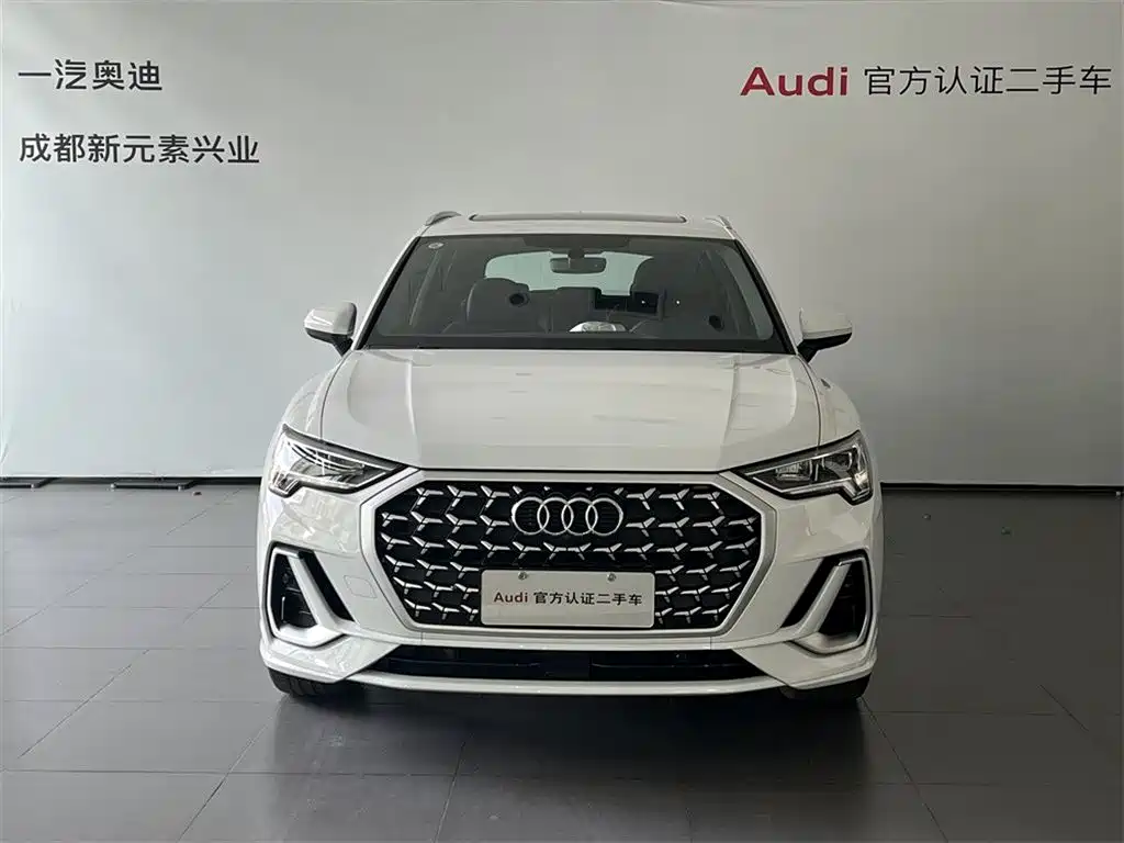 Audi Q3 2024 35 TFSI Fashion