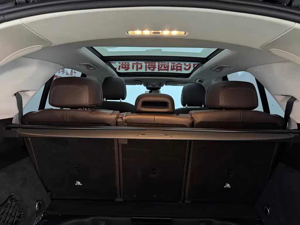 Mercedes-Benz GLE (Import) — миниатюра 35
