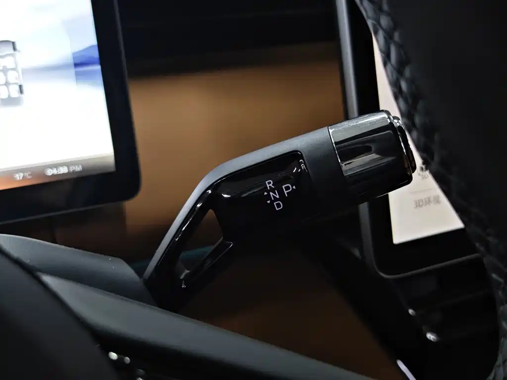 GEELY GALAXY WING TRUE L380