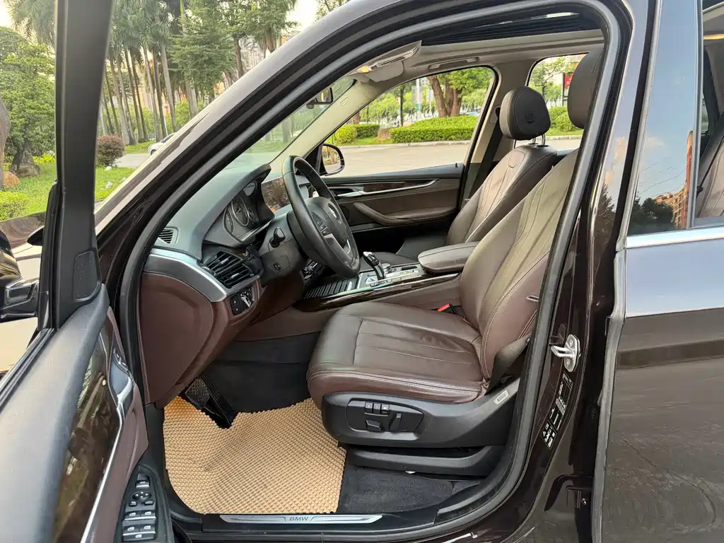BMW X5 (Import) — миниатюра 15