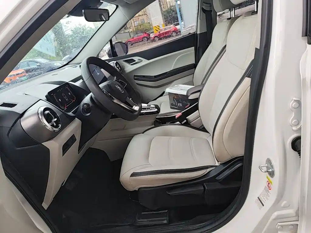 BYD Yuan Pro — миниатюра 15
