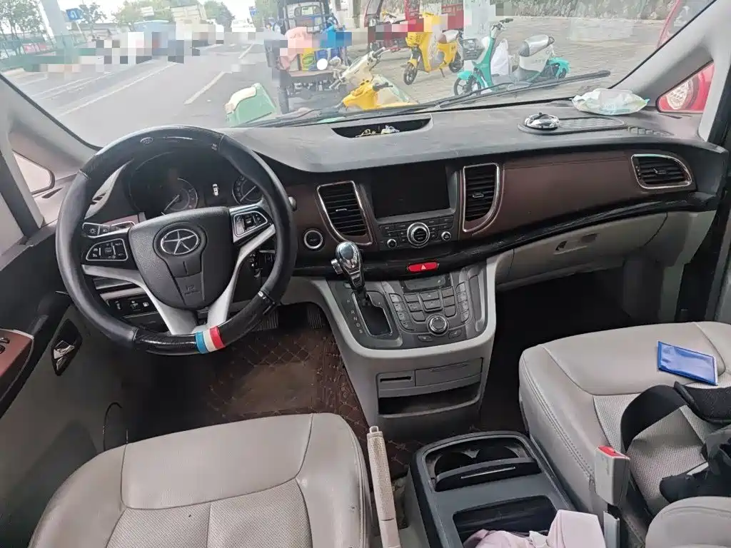 JAC Refine M5 — миниатюра 10