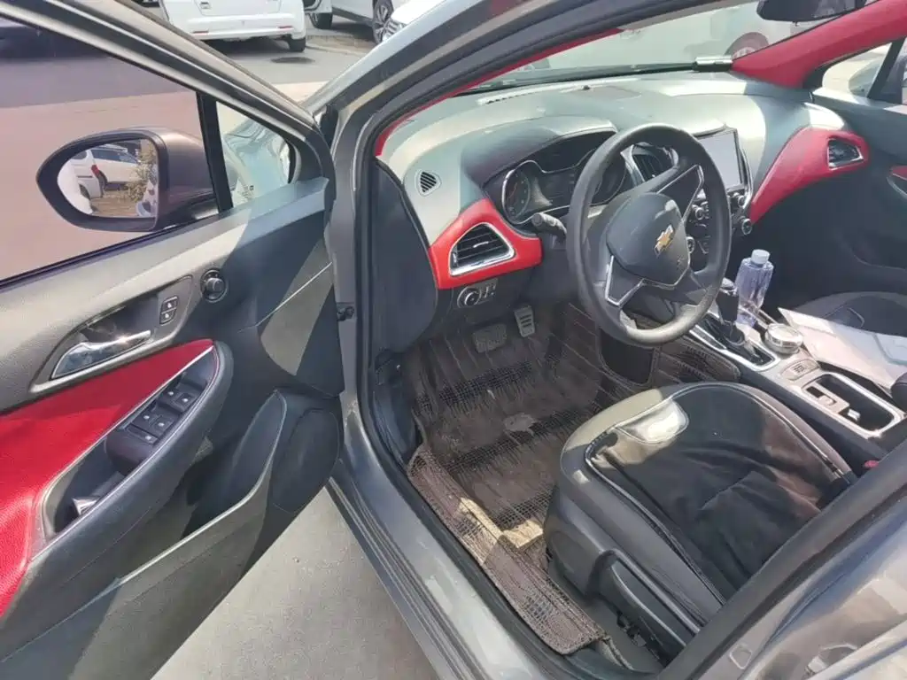 Chevrolet Cruze — миниатюра 12