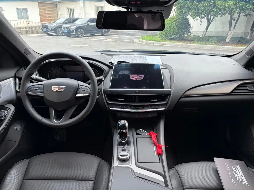Cadillac CT5 2022 28T Luxury