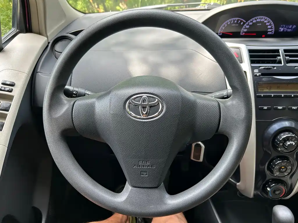 Toyota Yaris — миниатюра 13