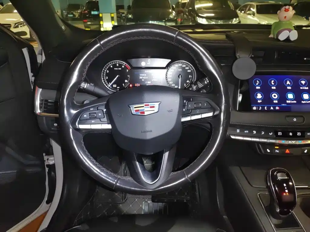 Cadillac XT4 — миниатюра 11