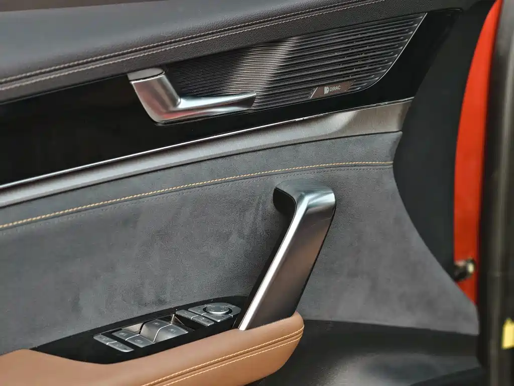 BYD Tang New Energy — миниатюра 7