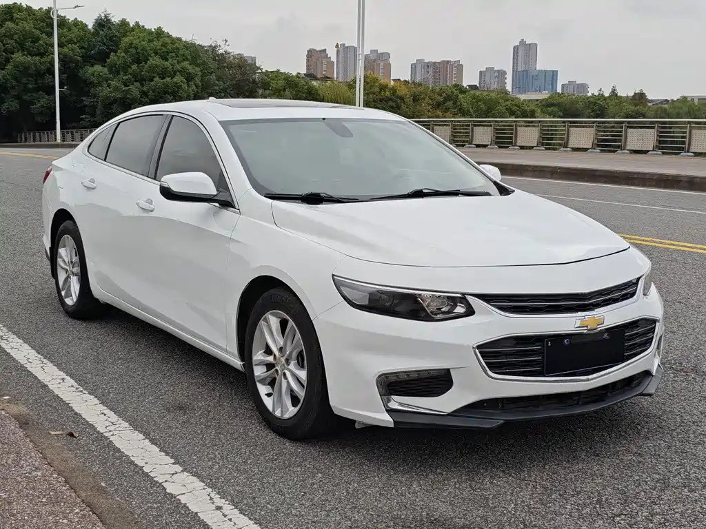 Chevrolet Malibu XL — миниатюра 3