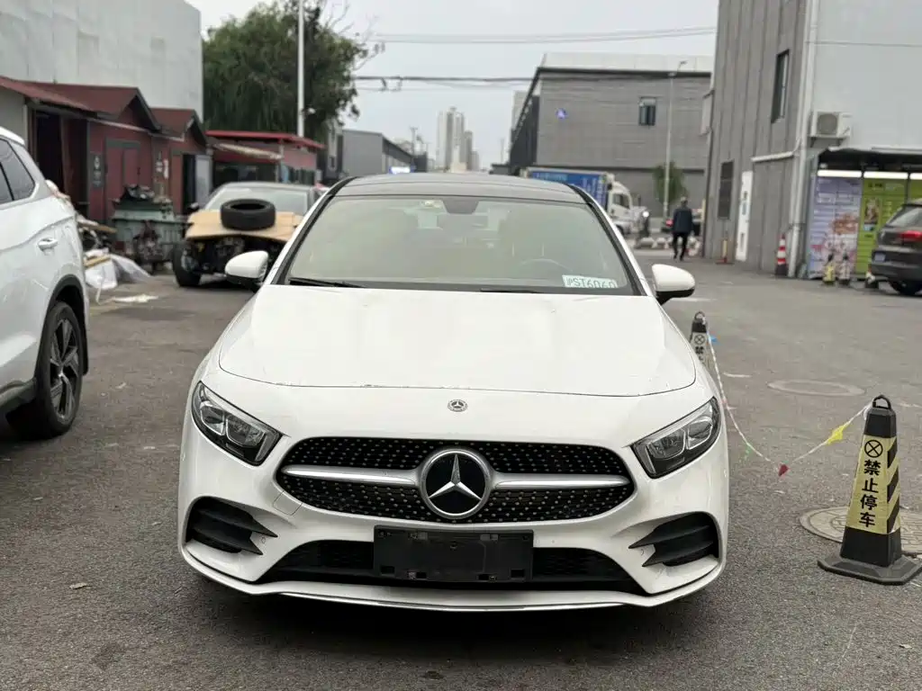 Mercedes-Benz A-Class — миниатюра 2