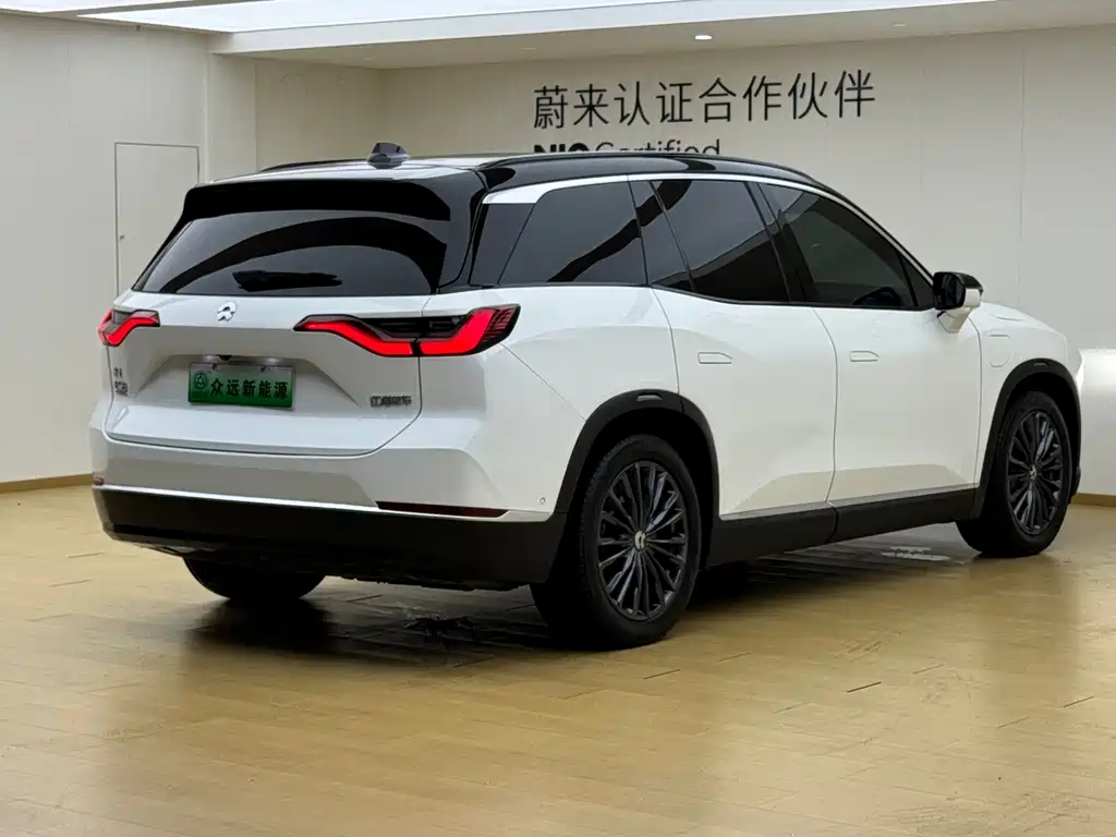 NIO ES8 — миниатюра 6