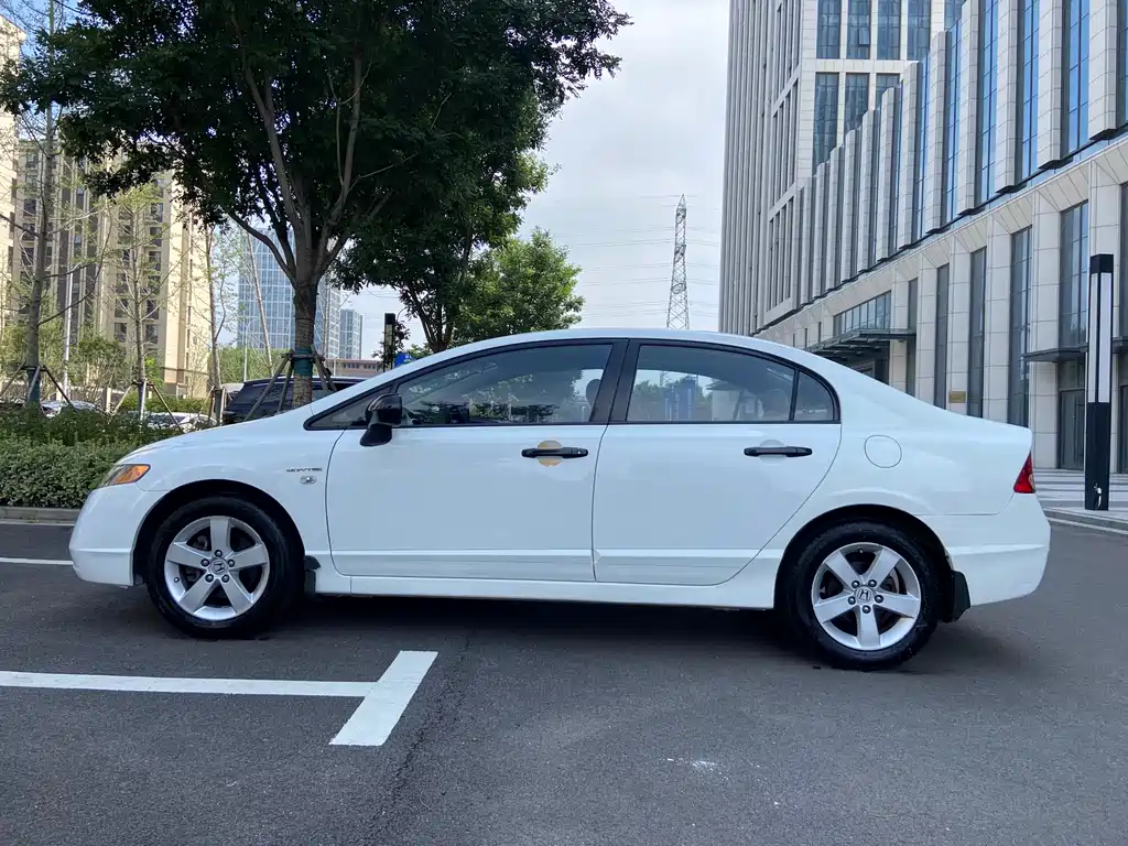 Honda Civic 2009 1.8L AT