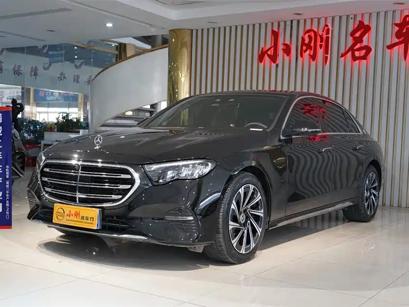 Mercedes-Benz E-Class 2024