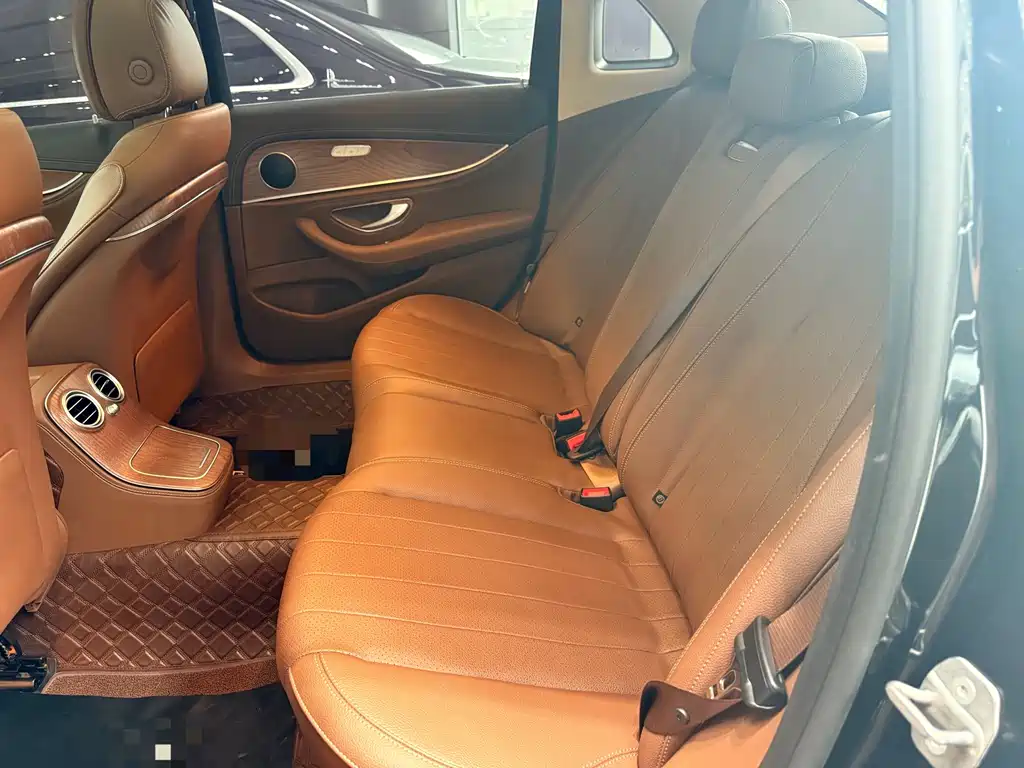 Mercedes-Benz E-Class E 2022 E 260 L