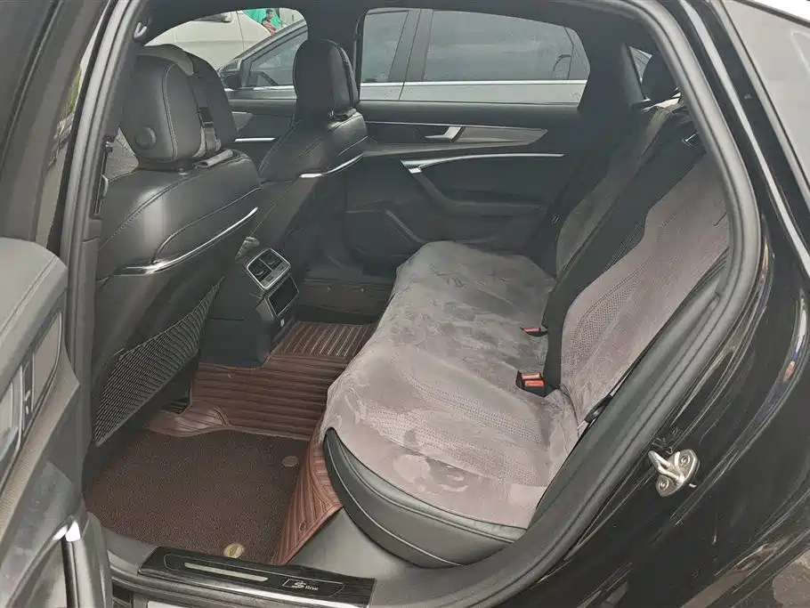 Audi A6L 2022 45 TFSI quattro
