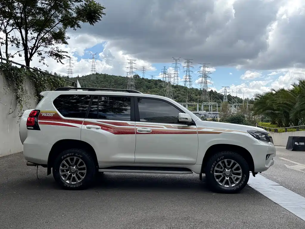 Toyota Prado — миниатюра 4