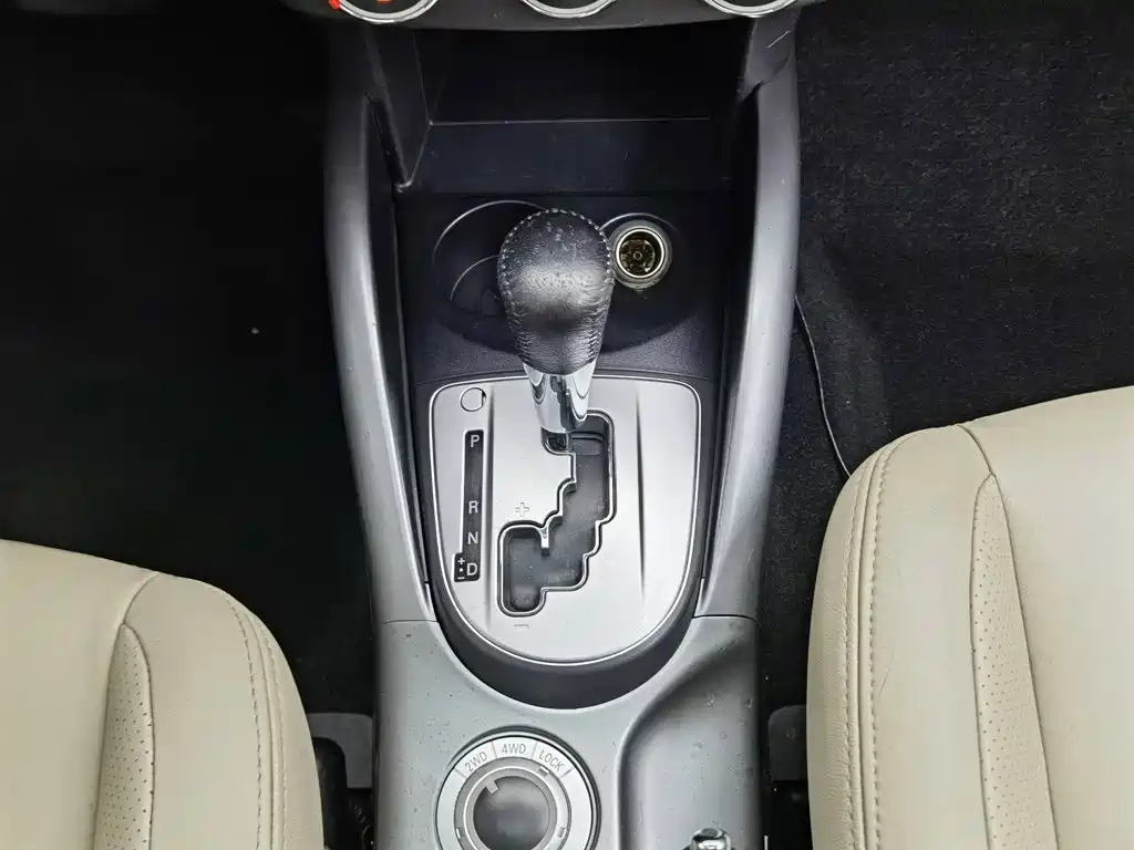 Mitsubishi Outlander (Import) — миниатюра 13