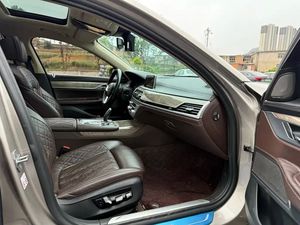 BMW 7 Series 7 2019 740Li Lead Luxury