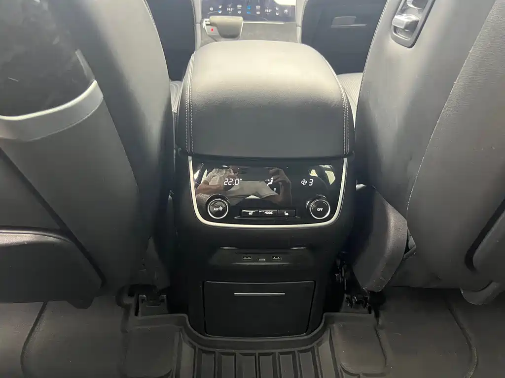 Li Auto Li ONE — миниатюра 13