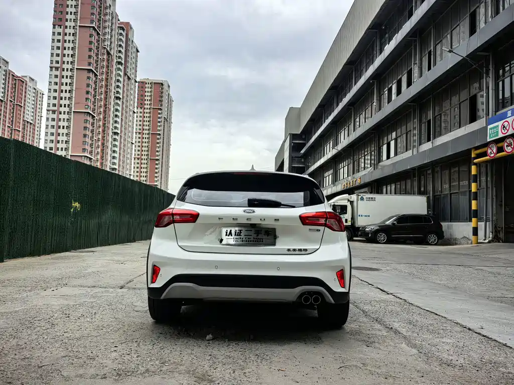 Ford Active 2021 EcoBoost 180 AT
