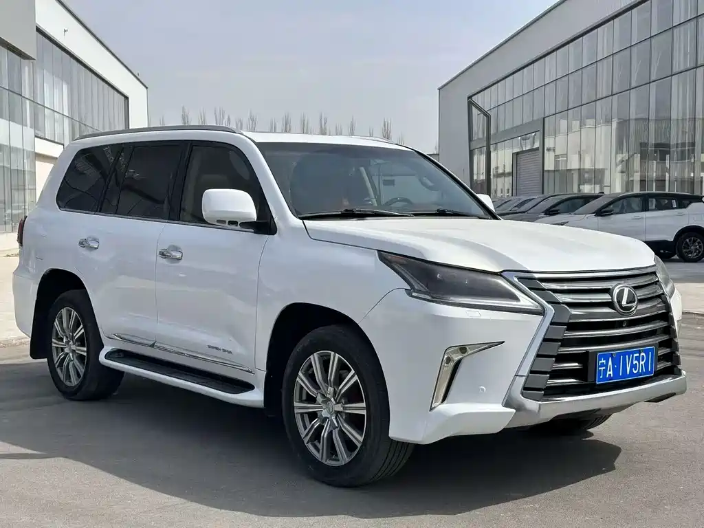 Lexus LX 2009 570