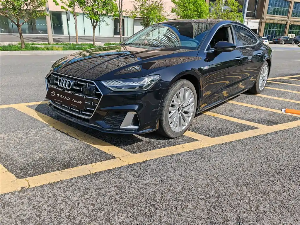 Audi A7L 2024