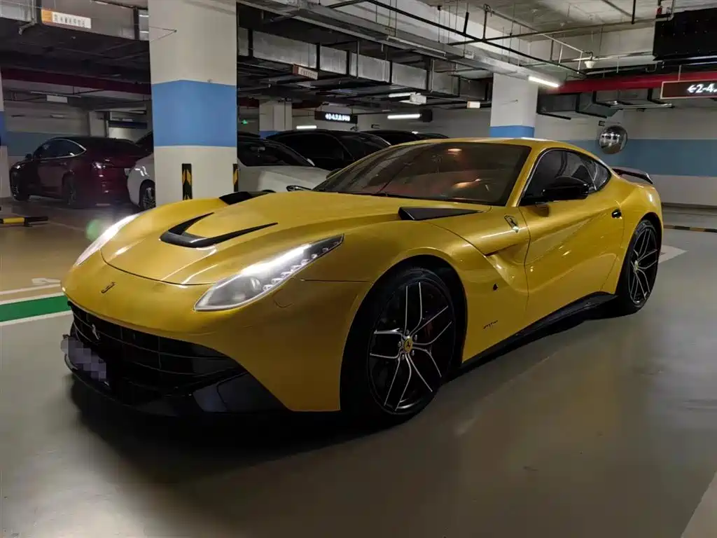 Ferrari F12berlinetta 2013 6.3L