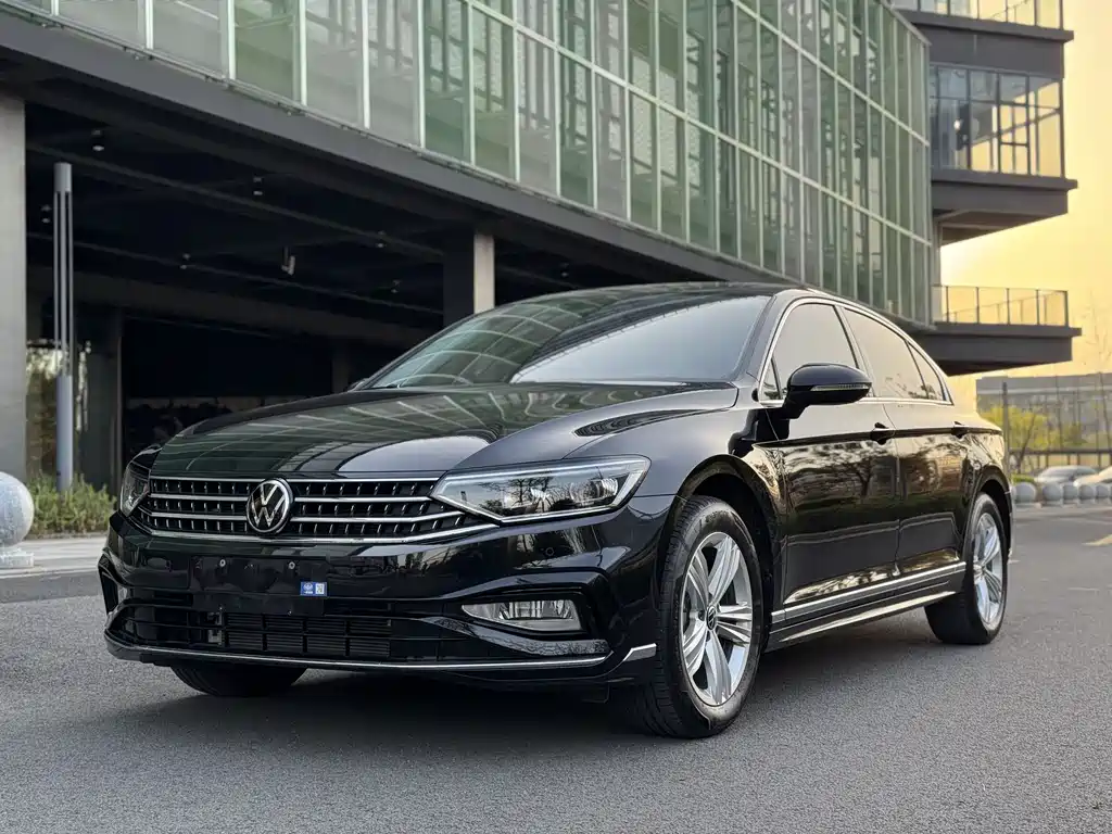 Volkswagen Magotan 2024