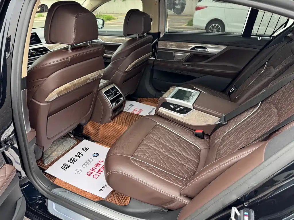 BMW 7 Series 7 2019 740Li Lead Luxury