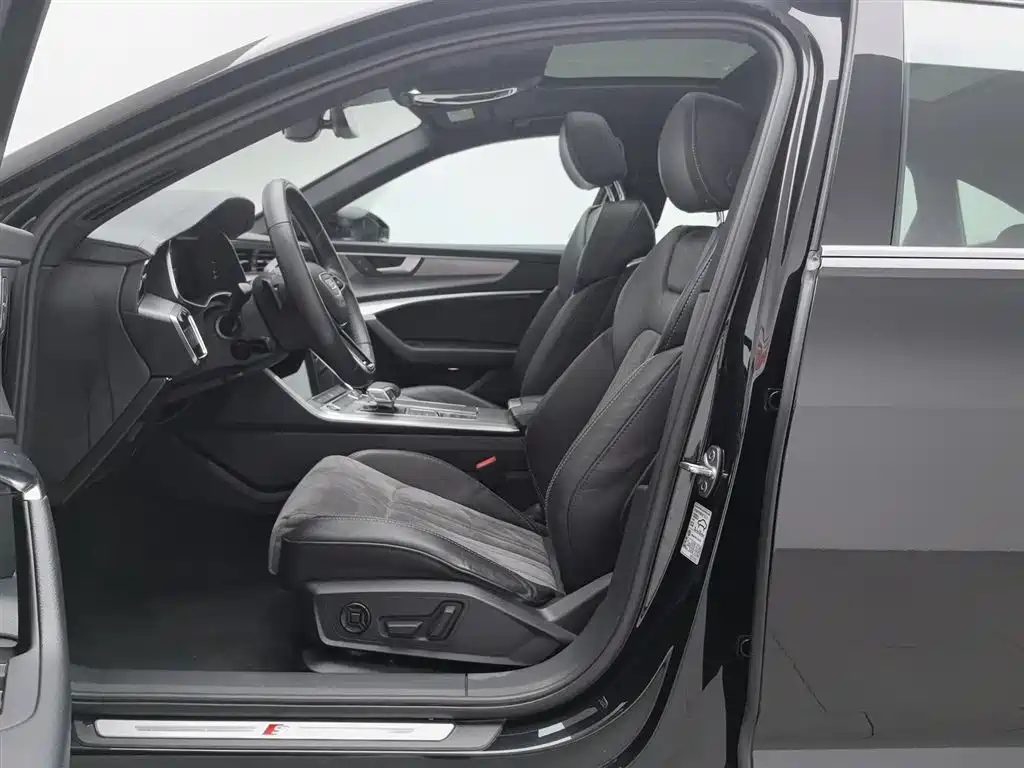 Audi A6L 2020 55 TFSI e quattro