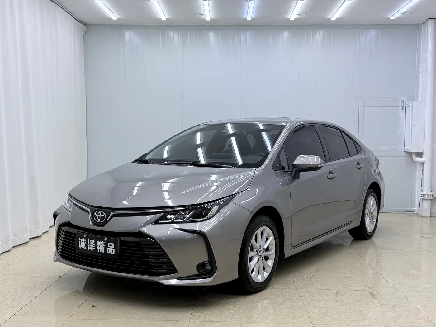 Toyota Corolla id 4589493 из Китая 21