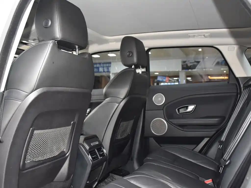 Land Rover Evoque — миниатюра 9
