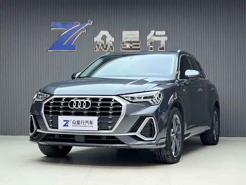 Купить Audi Q3