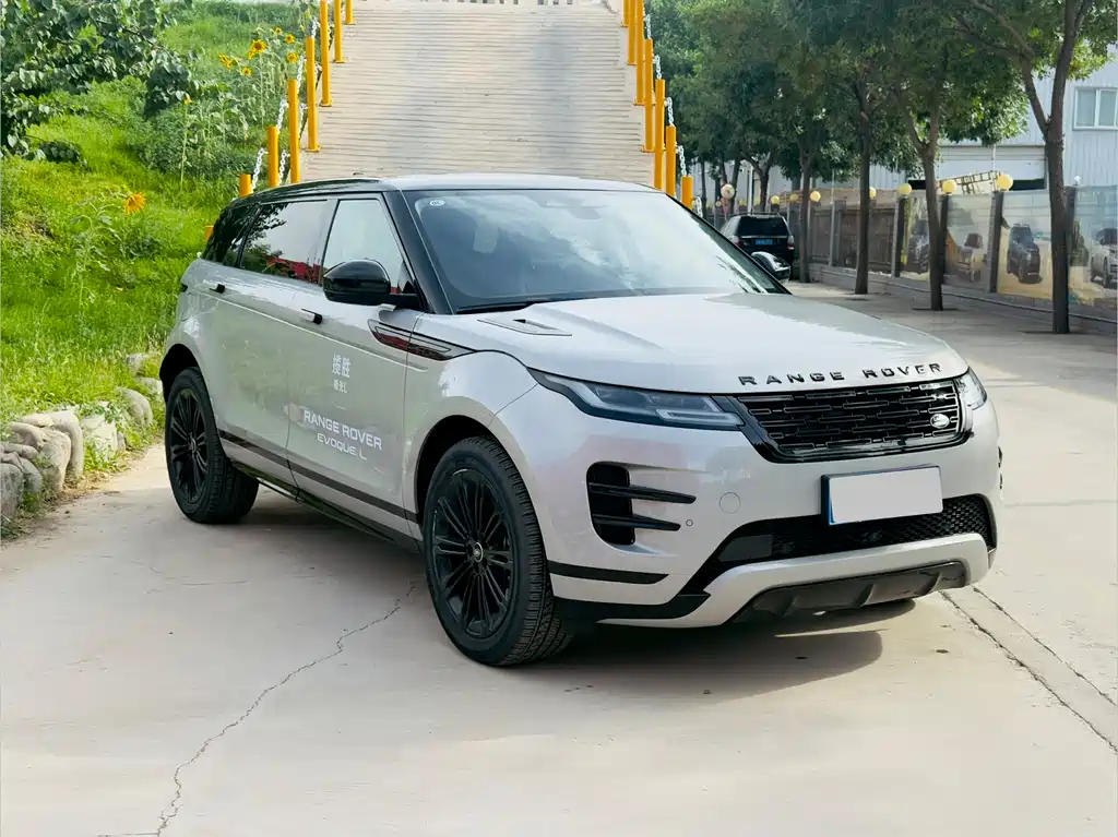 Land Rover Range Rover Evoque 2024 L SE