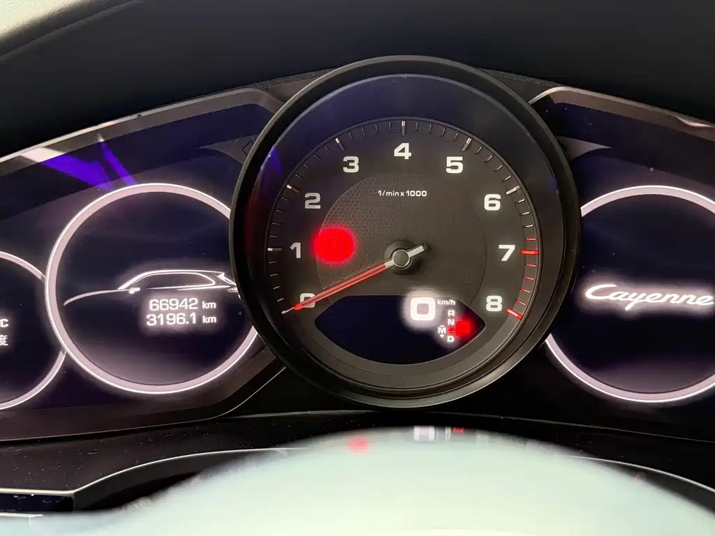 PORSCHE CAYENNE