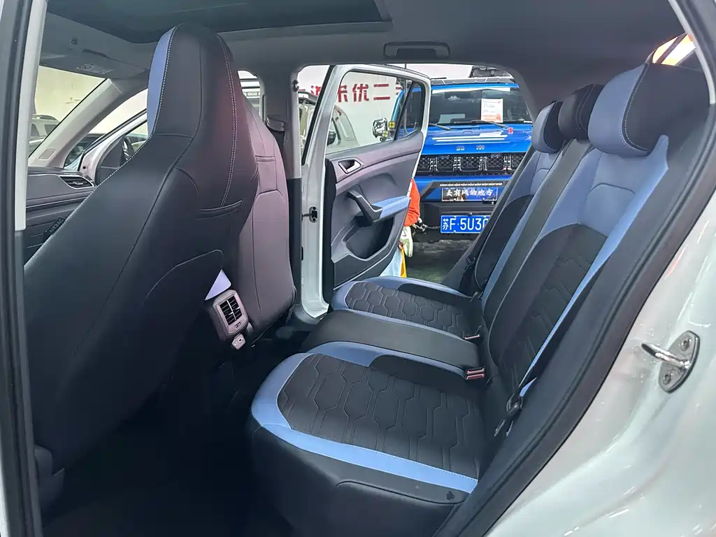 Volkswagen Tharu 2025 1.5L