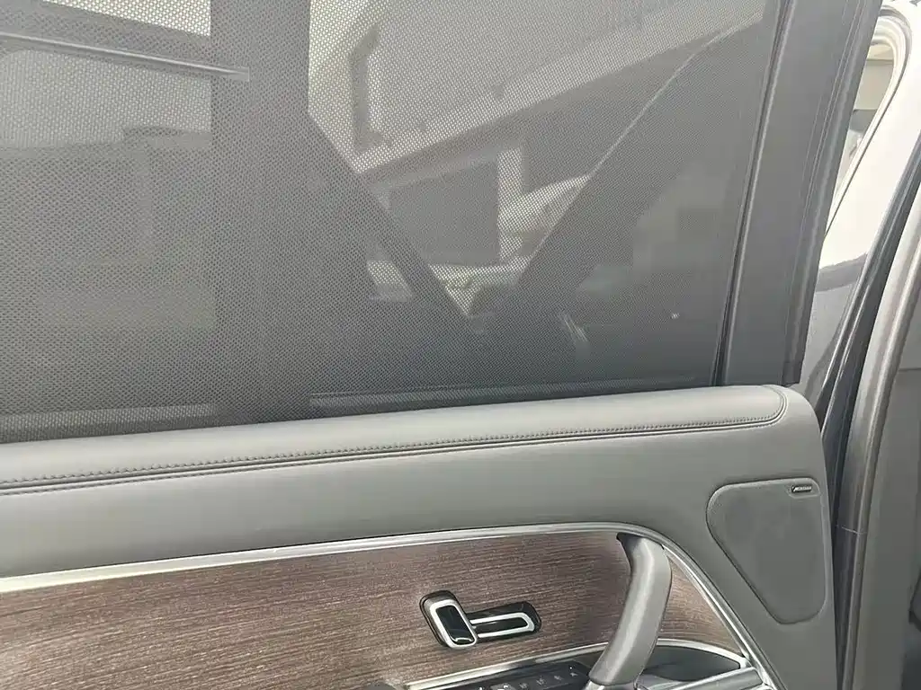 Land Rover Range Rover — миниатюра 10