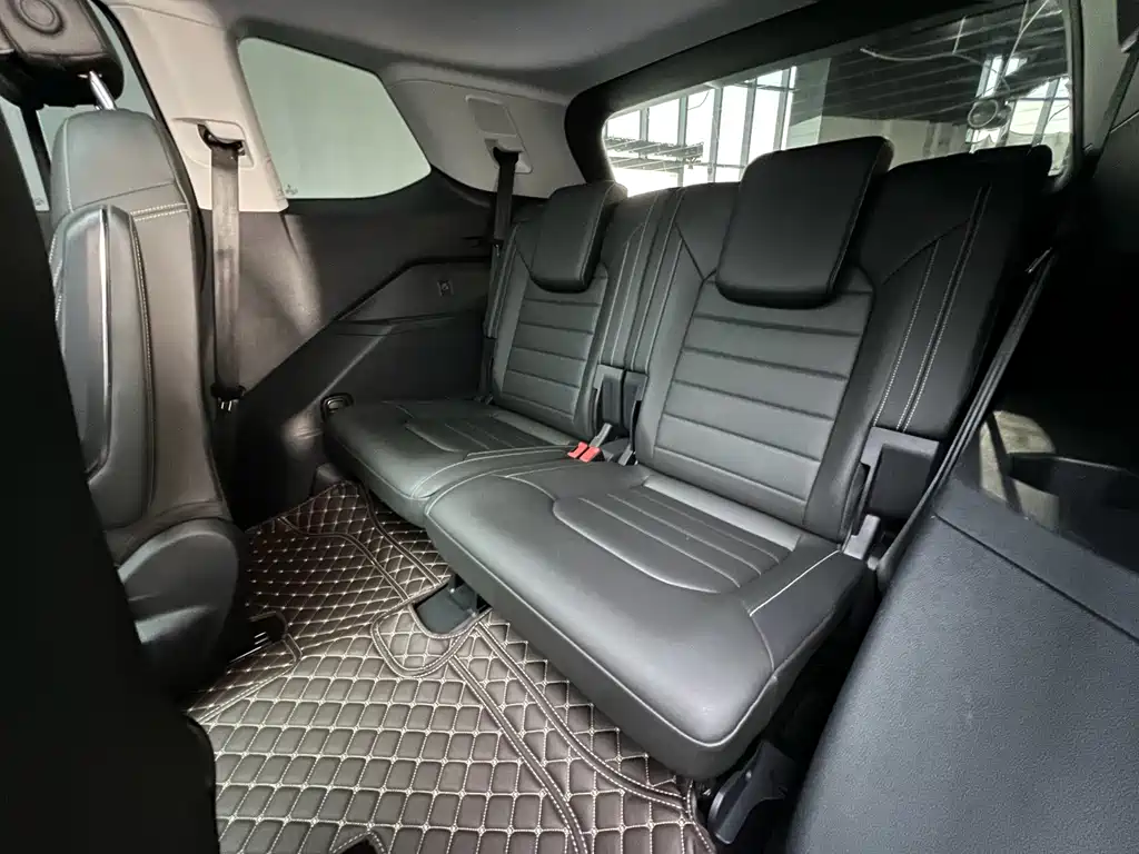 Volkswagen Talagon — миниатюра 18