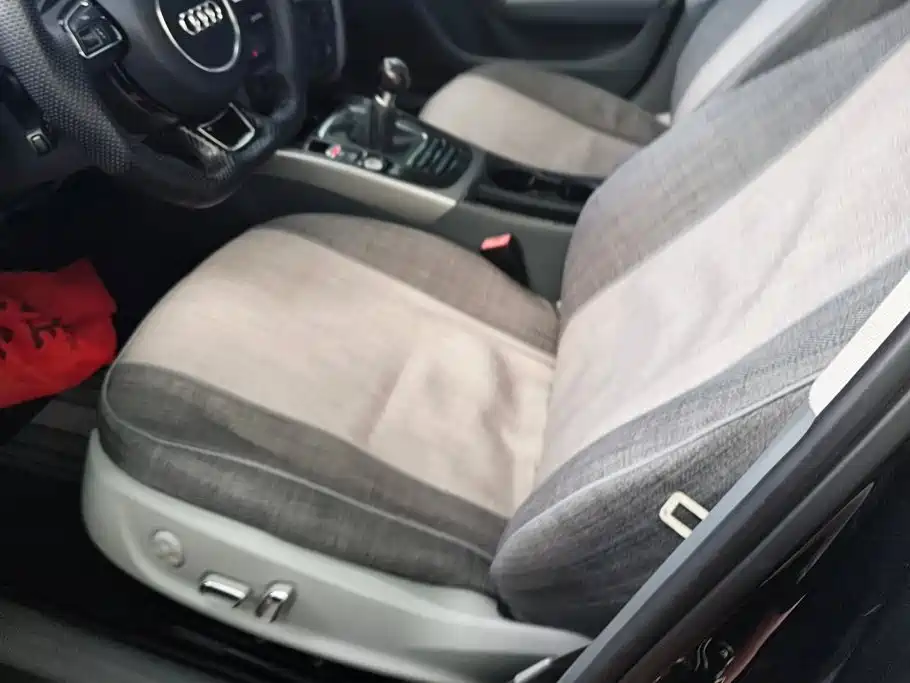 Audi A4L 2013 30 TFSI MT Comfort