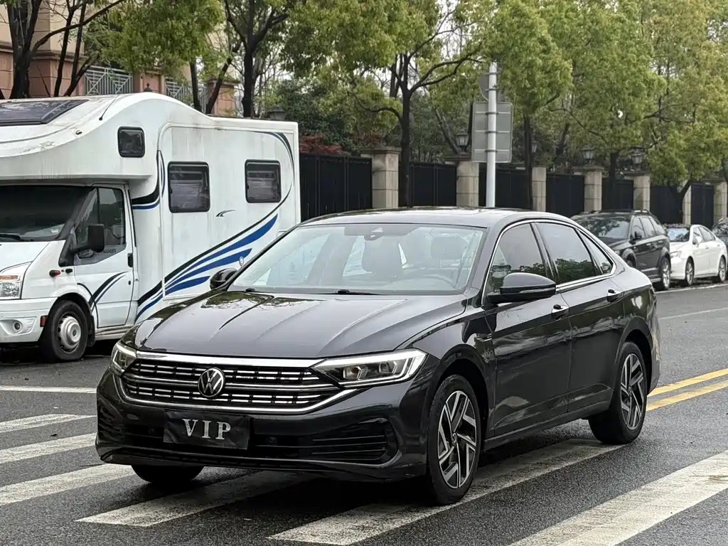 Volkswagen Sagitar 2023