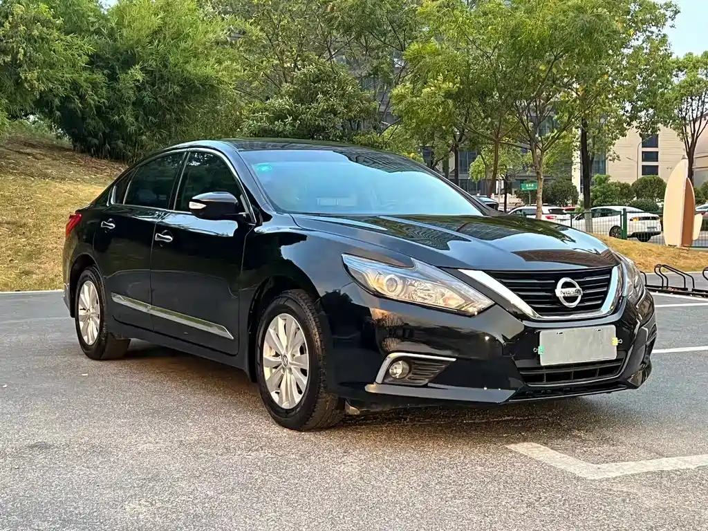 Nissan Teana — миниатюра 3