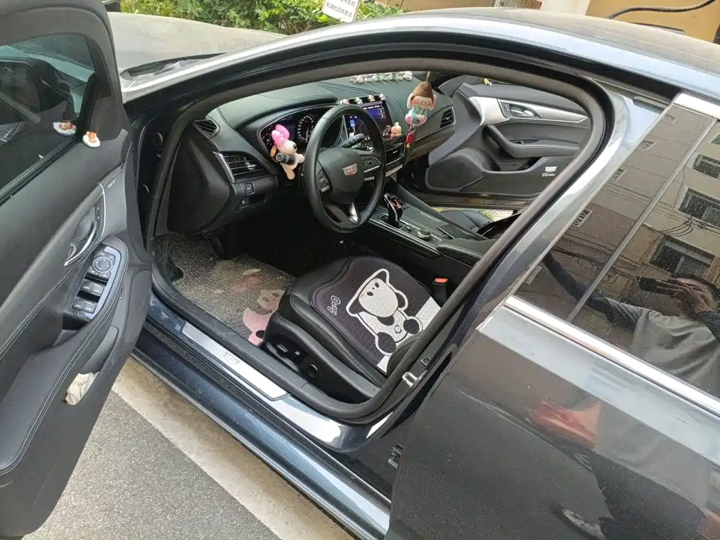 Cadillac CT5 — миниатюра 12