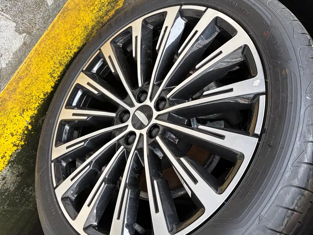 Geely Monjaro L 2025 2.0TD AT