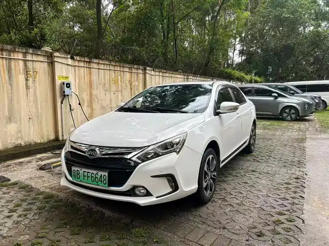 BYD Qin EV