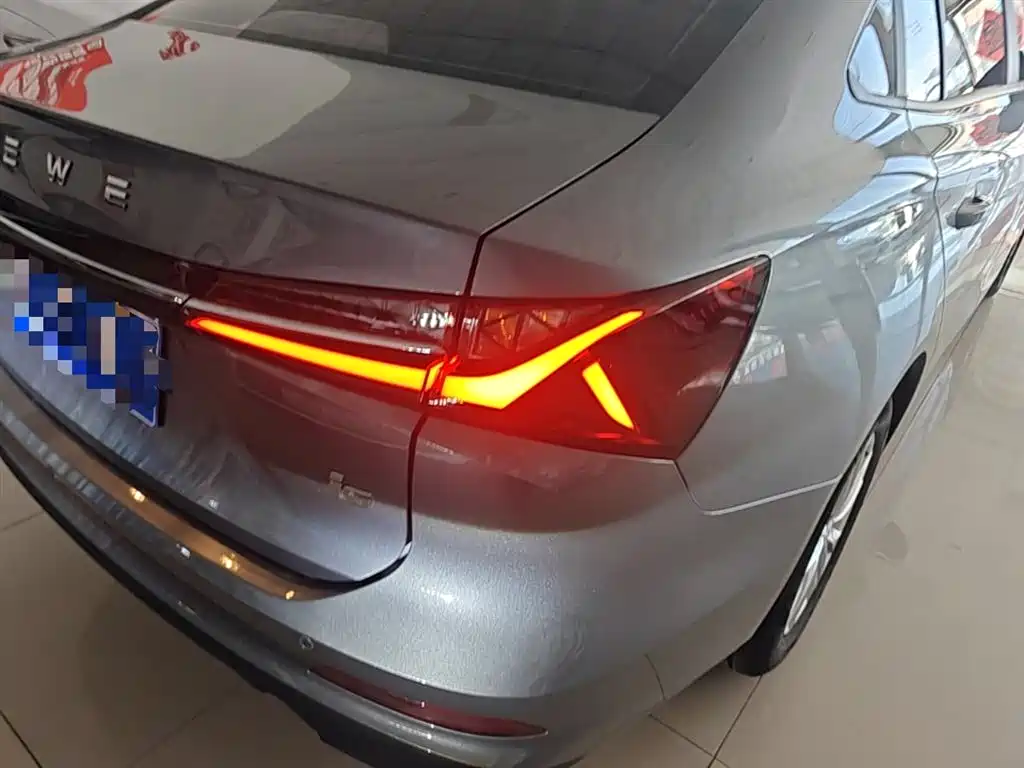 Roewe i5 2023 1.5L MT