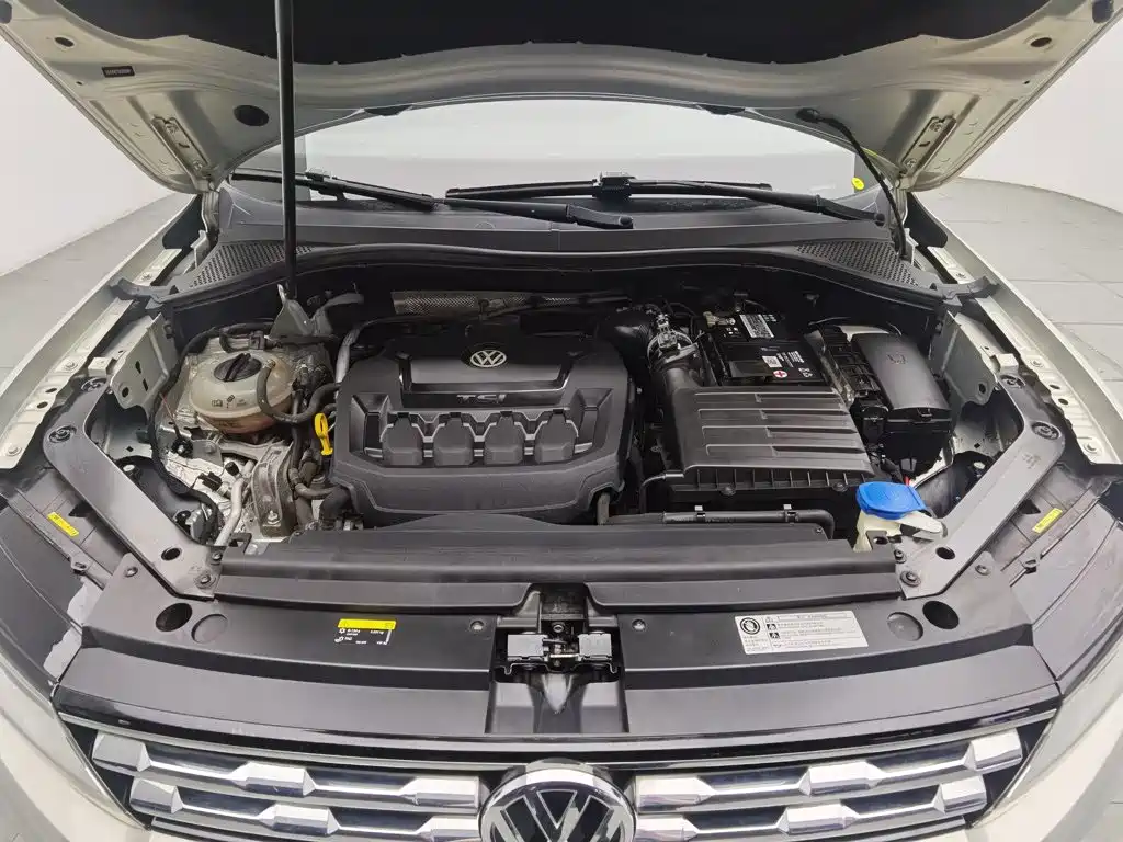 Volkswagen Tiguan L — миниатюра 6