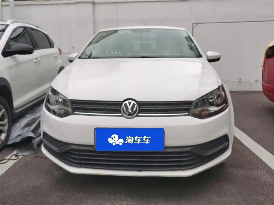 Volkswagen Polo 2016 1.4L MT