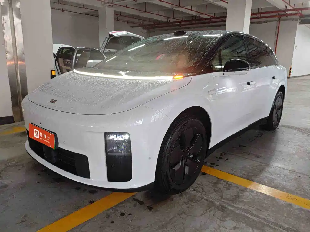 Li Auto 理想i6 2025