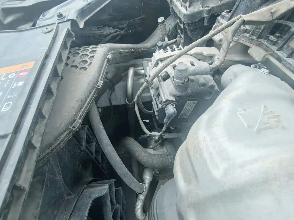 Roewe i5 1.5L CVT Platinum Edition, фото 22