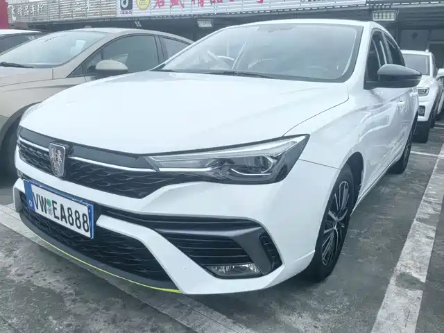Roewe i5