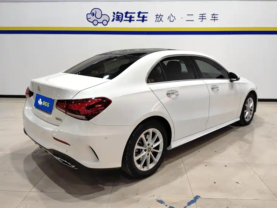 MERCEDES-BENZ A CLASS